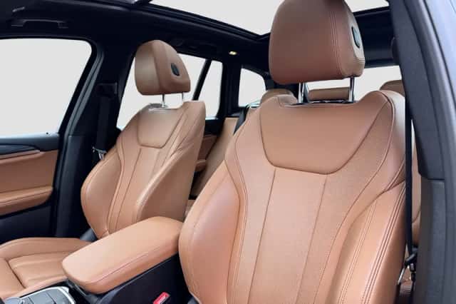 BMW X3 (2021) thumbnail 4