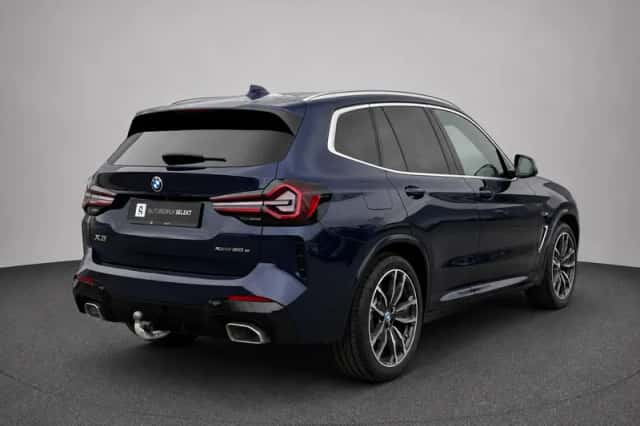 BMW X3 (2022) thumbnail 2