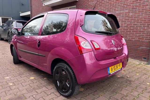 Renault Twingo (2013) thumbnail 2