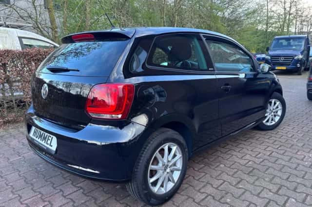 Volkswagen Polo (2011) thumbnail 3