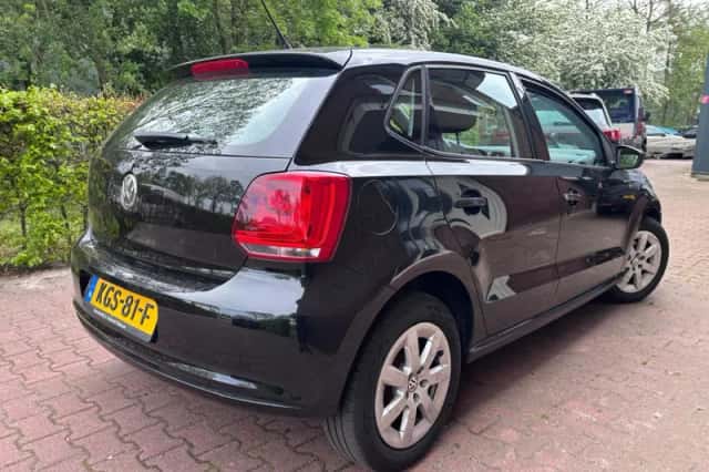 Volkswagen Polo (2010) thumbnail 3