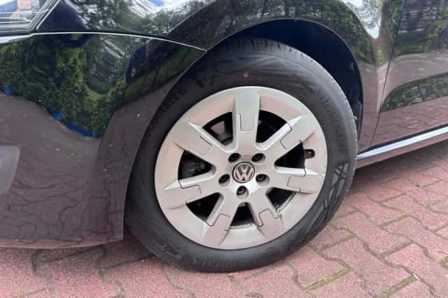 Volkswagen Polo (2010) thumbnail 5