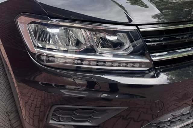 Volkswagen Tiguan (2016) thumbnail 6