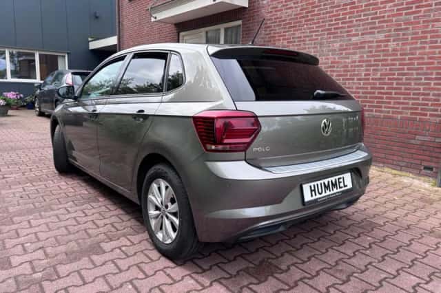 Volkswagen Polo (2019) thumbnail 2