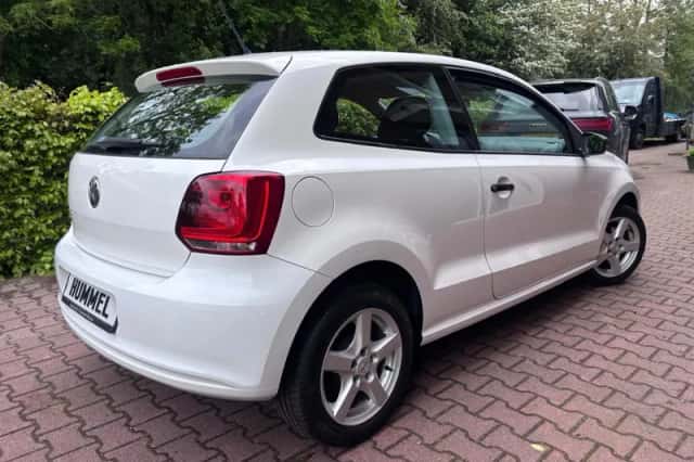 Volkswagen Polo (2014) thumbnail 3