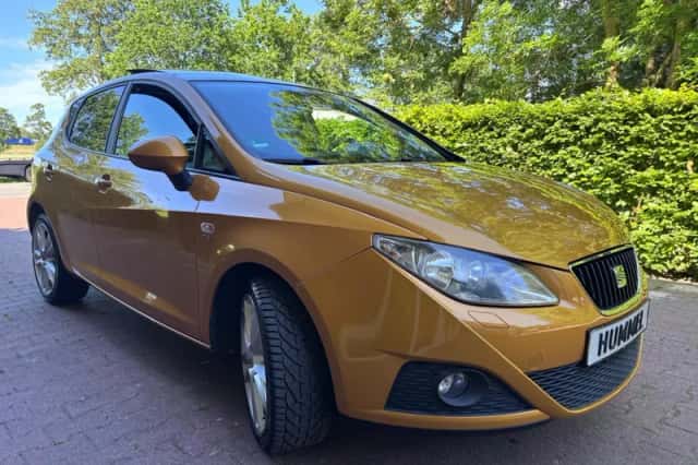 SEAT Ibiza (2011) thumbnail 4