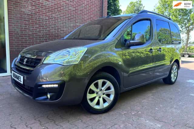 Peugeot Partner (2018) thumbnail 1