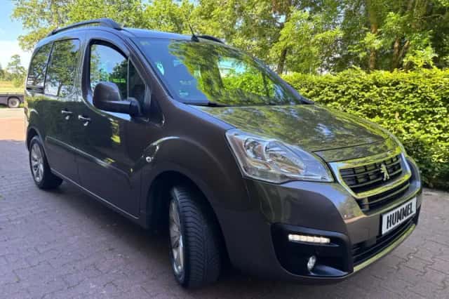 Peugeot Partner (2018) thumbnail 4