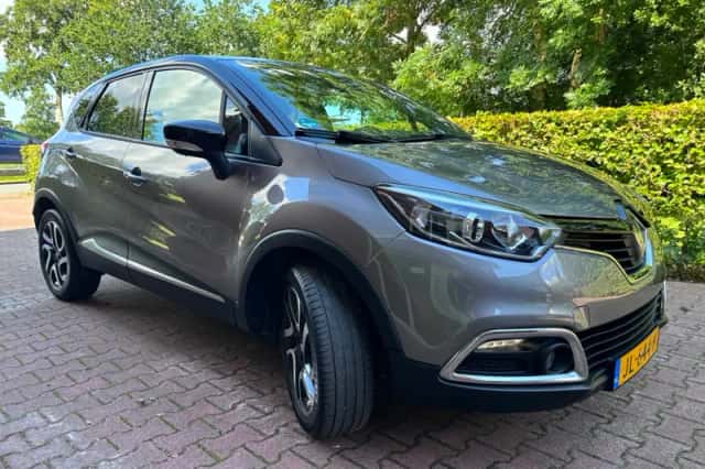 Renault Captur (2016) thumbnail 4