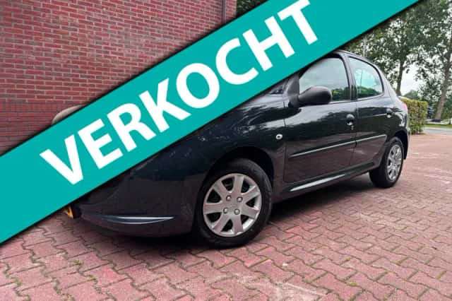 Peugeot 206 (2010) thumbnail 1