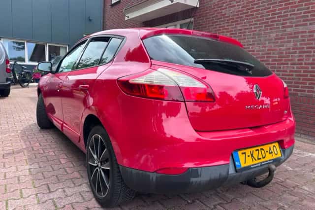 Renault Mégane (2013) thumbnail 2