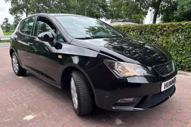 SEAT Ibiza (2015) thumbnail 4