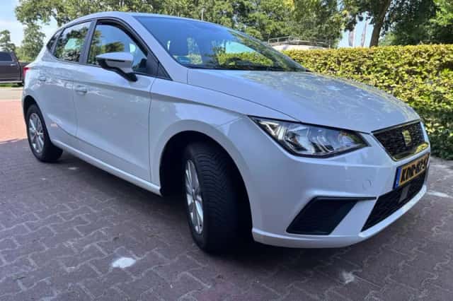 SEAT Ibiza (2019) thumbnail 4