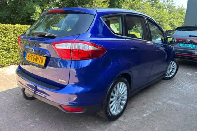 Ford C-Max (2014) thumbnail 3