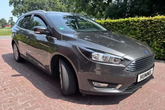 Ford Focus (2016) thumbnail 4