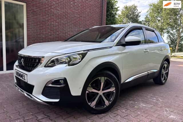Peugeot 3008 (2017) thumbnail 1