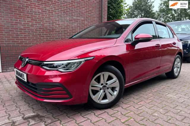 Volkswagen Golf (2020) thumbnail 1