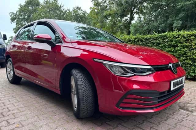 Volkswagen Golf (2020) thumbnail 4