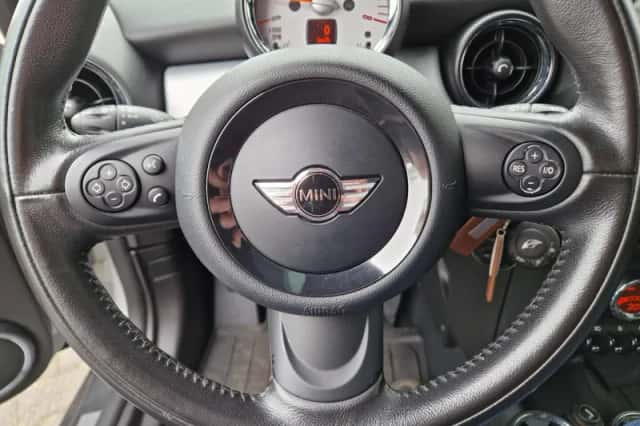 MINI Clubman (2011) thumbnail 5