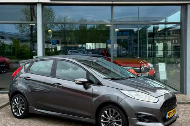 Ford Fiesta (2017) thumbnail 1