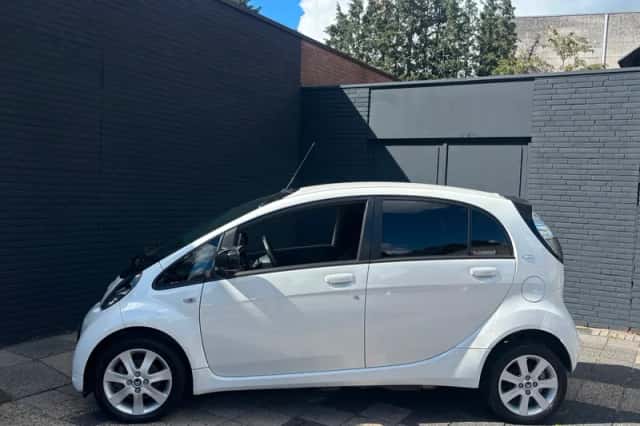 Citroën C-Zero (2014) thumbnail 2