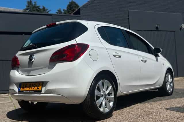 Opel Corsa (2016) thumbnail 6