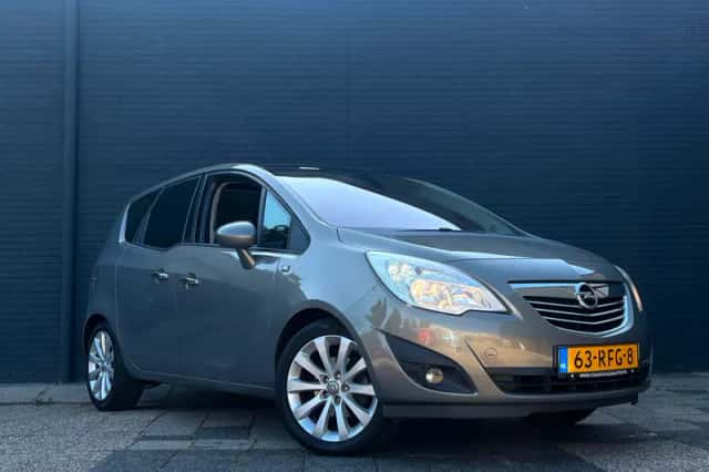 Opel Meriva (2011) thumbnail 5