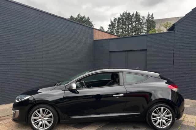 Renault Mégane (2014) thumbnail 2