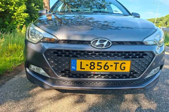 Hyundai i20 (2018) thumbnail 3