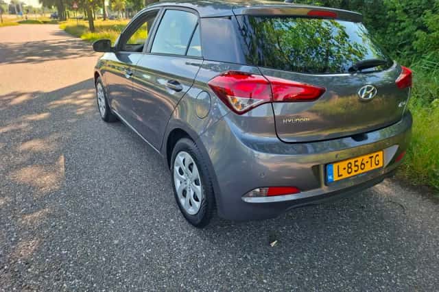 Hyundai i20 (2018) thumbnail 4