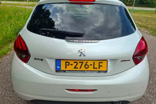 Peugeot 208 (2017) thumbnail 6