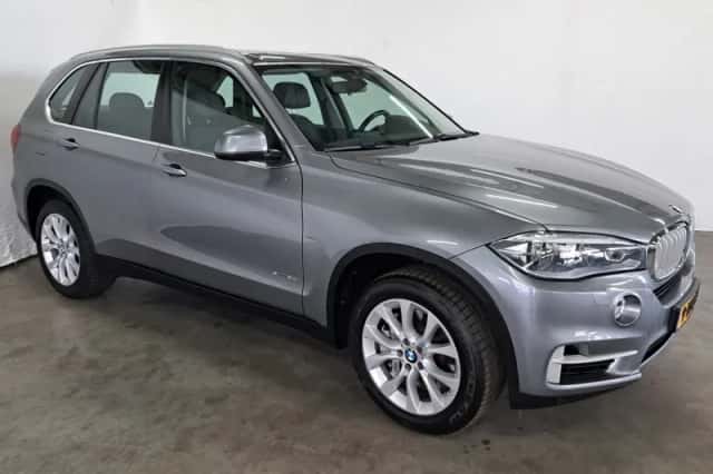 BMW X5 (2014) thumbnail 3