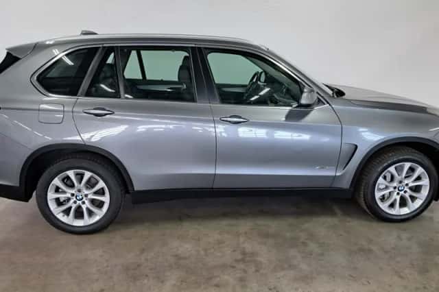 BMW X5 (2014) thumbnail 4