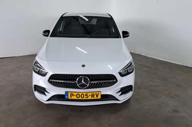 Mercedes-Benz B-Klasse (2022) thumbnail 2