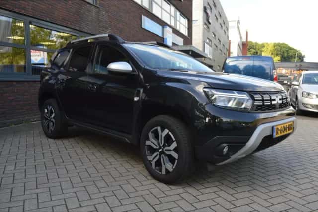 Dacia Duster (2022) thumbnail 4