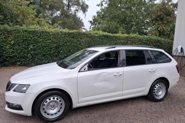 Škoda Octavia (2017) thumbnail 3