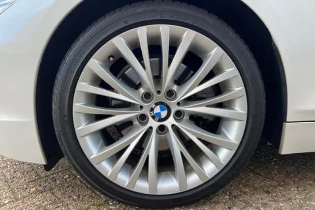 BMW Z4 (2012) thumbnail 4