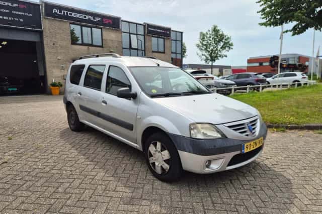 Dacia Logan MCV (2008) thumbnail 1
