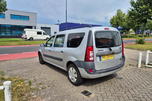 Dacia Logan MCV (2008) thumbnail 5