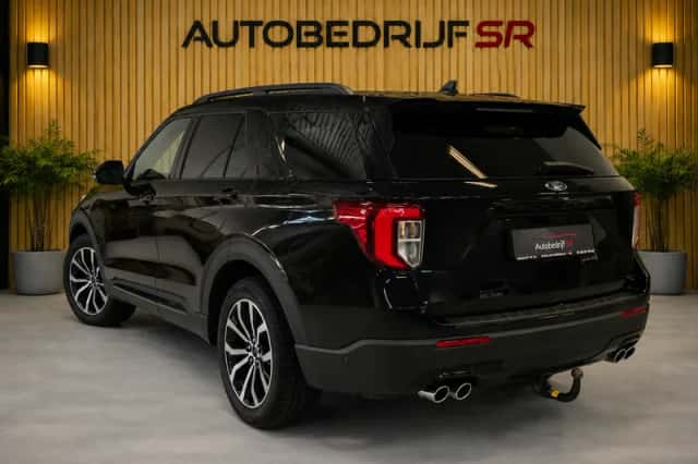 Ford Explorer (2021) thumbnail 6