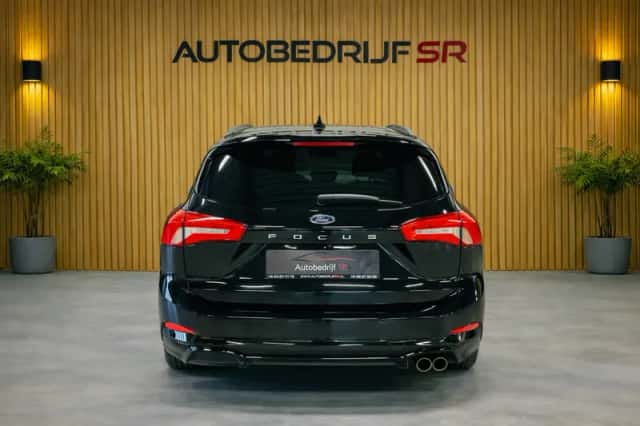 Ford Focus (2019) thumbnail 5