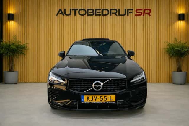 Volvo S60 (2021) thumbnail 3