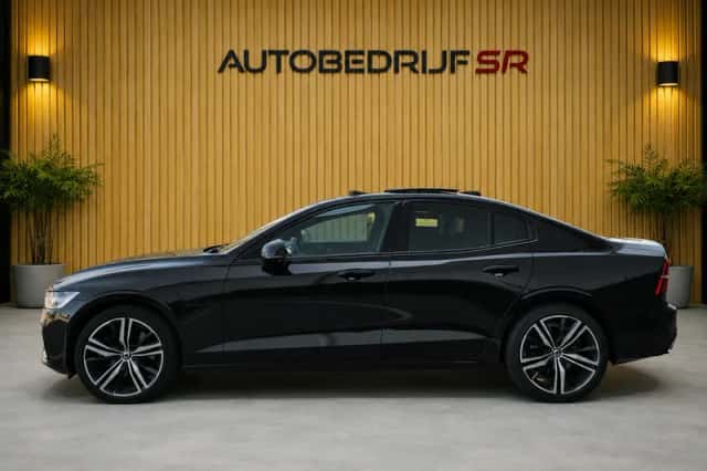Volvo S60 (2021) thumbnail 4