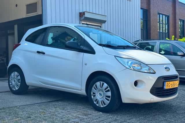 Ford Ka (2014) thumbnail 5