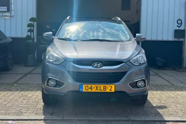 Hyundai ix35 (2012) thumbnail 4