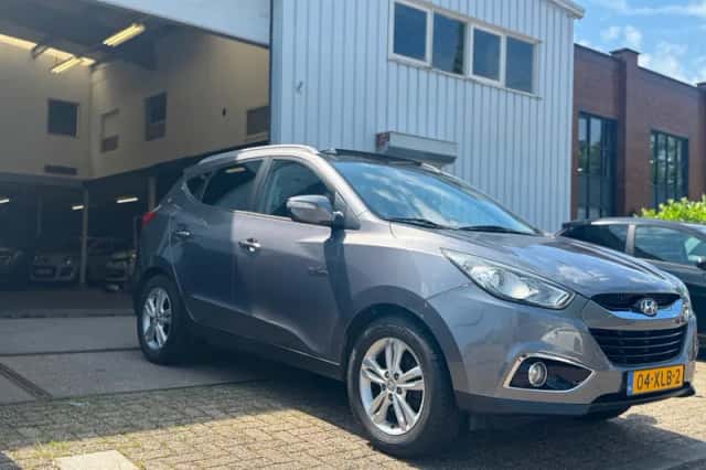 Hyundai ix35 (2012) thumbnail 6