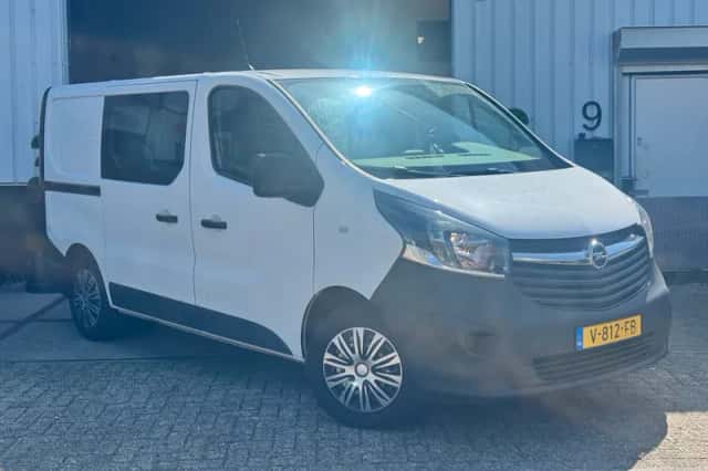 Opel Vivaro (2017) thumbnail 4