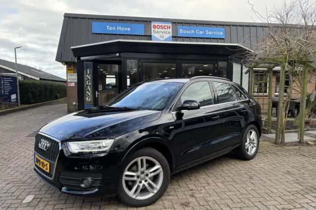 Audi Q3 (2015) thumbnail 2