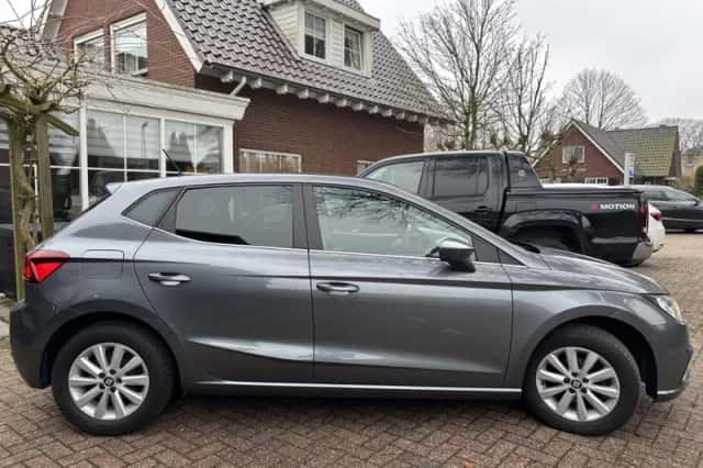 SEAT Ibiza (2018) thumbnail 6