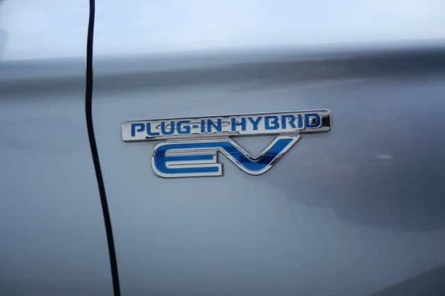 Mitsubishi Outlander (2013) thumbnail 5